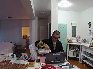 voyeurcam-celticiron-02