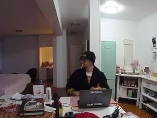 voyeurcam-celticiron-02