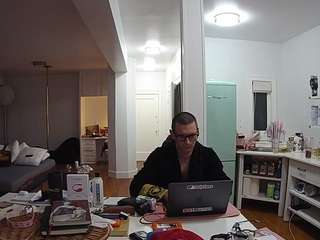 voyeurcam-celticiron-02