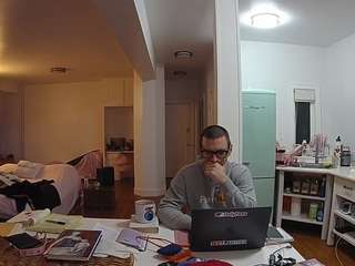 voyeurcam-celticiron-02