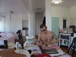 voyeurcam-celticiron-02