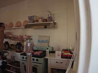 voyeurcam-celticiron-02