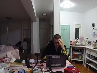 voyeurcam-celticiron-02