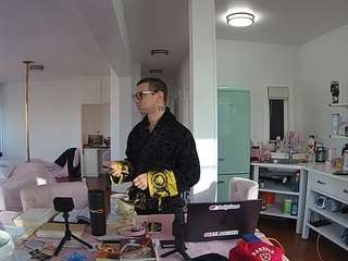 voyeurcam-celticiron-02