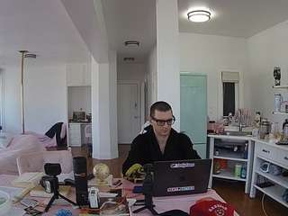 voyeurcam-celticiron-02