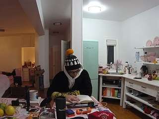 voyeurcam-celticiron-02