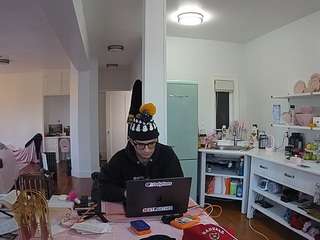 voyeurcam-celticiron-02