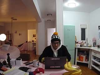 voyeurcam-celticiron-02