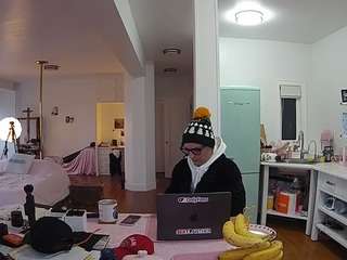 voyeurcam-celticiron-02