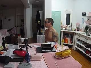 voyeurcam-celticiron-02