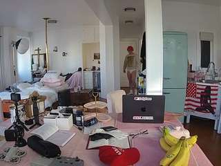 voyeurcam-celticiron-02