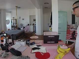 voyeurcam-celticiron-02