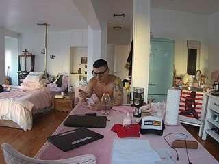 voyeurcam-celticiron-02