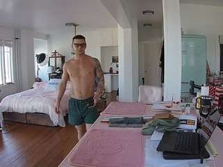 voyeurcam-celticiron-02