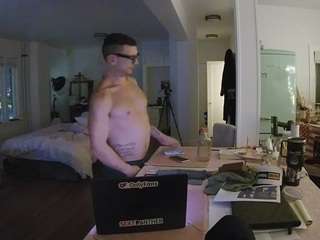 voyeurcam-celticiron-02