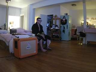 voyeurcam-celticiron-02