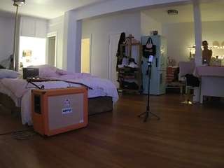 voyeurcam-celticiron-02