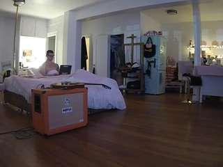 voyeurcam-celticiron-02 live webcam on Soda Cams