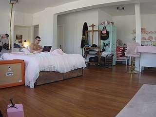 voyeurcam-celticiron-02