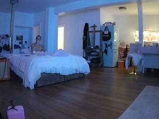 voyeurcam-celticiron-02