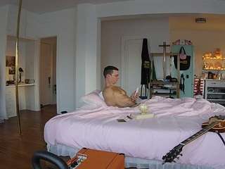 voyeurcam-celticiron-02