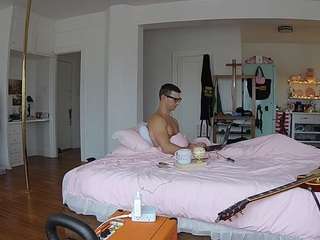 voyeurcam-celticiron-02