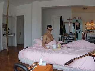 voyeurcam-celticiron-02