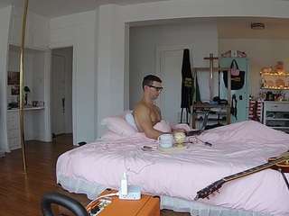 voyeurcam-celticiron-02