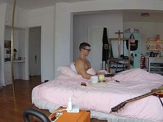 voyeurcam-celticiron-02