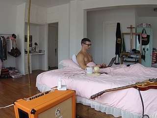 voyeurcam-celticiron-02