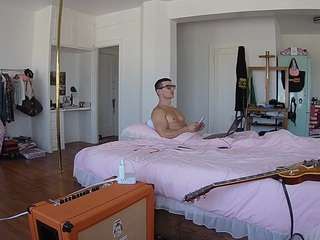 voyeurcam-celticiron-02