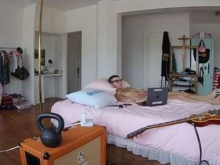 voyeurcam-celticiron-02