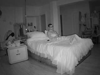 voyeurcam-celticiron-02