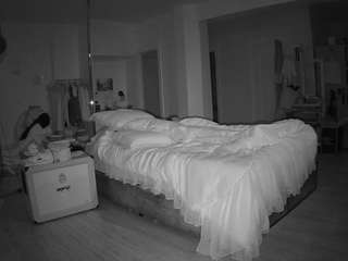 voyeurcam-celticiron-02