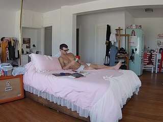 voyeurcam-celticiron-02