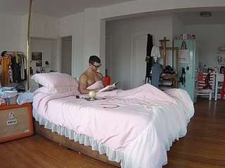 voyeurcam-celticiron-02