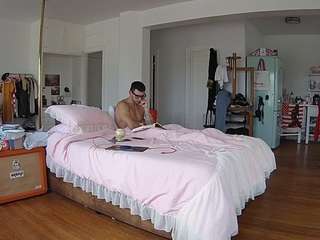 voyeurcam-celticiron-02