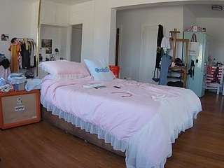 voyeurcam-celticiron-02