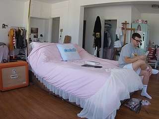 voyeurcam-celticiron-02