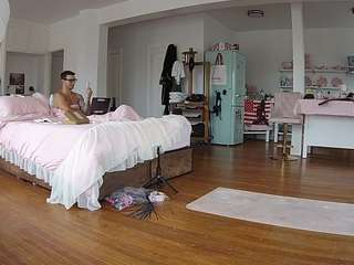 voyeurcam-celticiron-02