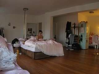 voyeurcam-celticiron-02