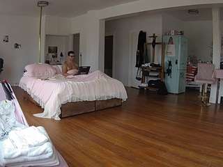 voyeurcam-celticiron-02