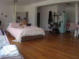 voyeurcam-celticiron-02