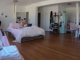 voyeurcam-celticiron-02