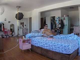voyeurcam-celticiron-02