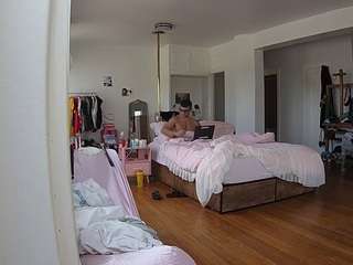 voyeurcam-celticiron-02