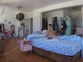 voyeurcam-celticiron-02