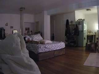 Эта модель сейчас онлайн. voyeurcam-celticiron-02
