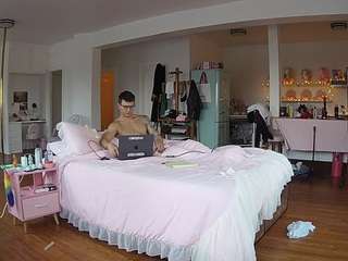 voyeurcam-celticiron-02