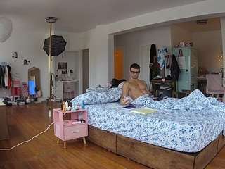 voyeurcam-celticiron-02